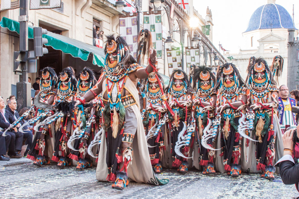 Fiestas de Moros y Cristianos en Alcoy, de Interés Turístico Internacional. visitas guiadas Alcoy Moros y Cristianos